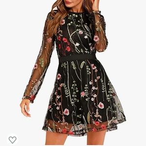 Milumia Floral Embroidered Dress; Size L